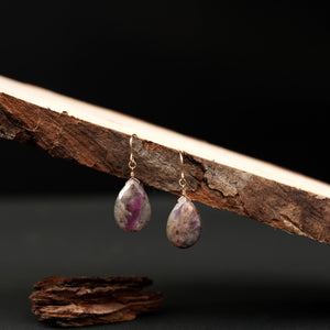 Granulite Drops Earrings